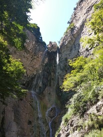 云梦山栖鹰瀑 云梦山 山体