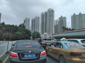 哈尔滨公路大桥堵车