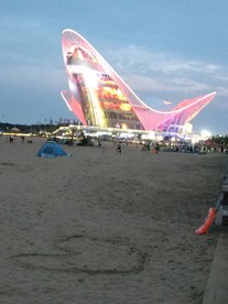 金沙滩夜景