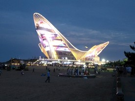 金沙滩夜景