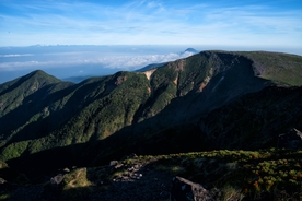 云 云海 山峰 蓝天