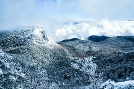 冬季 云海 积雪 山林