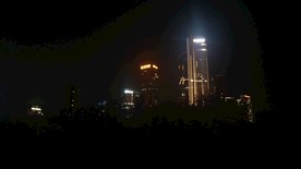夜晚楼房