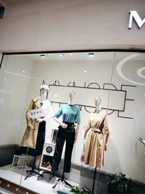 服装 衣服 服装店 服装展示