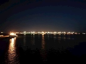 海上的夜景