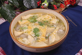 香菜丸子炖豆筋