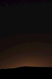 暗色夜晚纯色背景