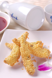 扬物炸多春鱼
