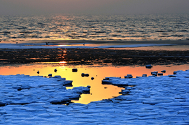 秦皇岛冬海夕阳
