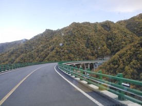 大桥  扎碾公路