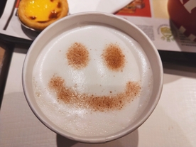 笑脸牛奶泡泡