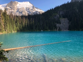 山水湖泊美景