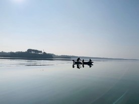 宁静的湖面
