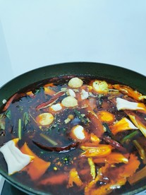 红油火锅