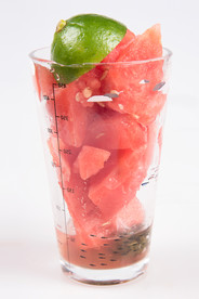 西瓜块西瓜切片果汁图片