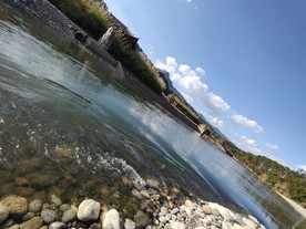 天空河水风景