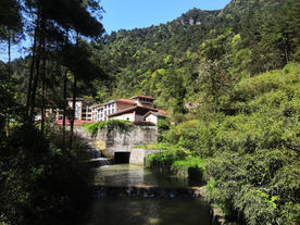 黑山谷