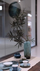雅致茶室插花