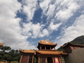 仙湖弘法寺一脚