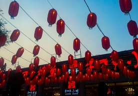 灯笼彩灯图片