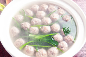 青菜牛肉丸子汤