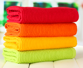 毛巾堆叠卷起图片