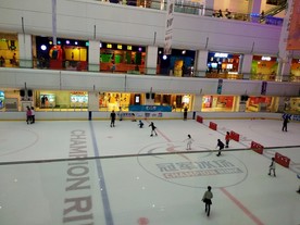 室内滑冰场