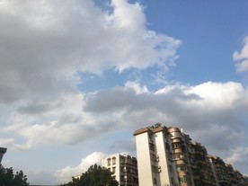 蓝天楼宇
