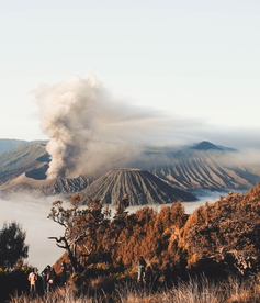 火山熔岩熔浆图片