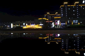 悦城外景夜景