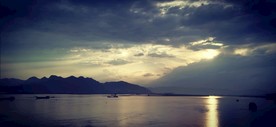 江上晚霞