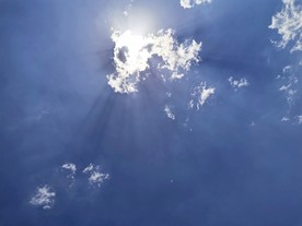 蓝天 白云 光束 太阳光 云朵