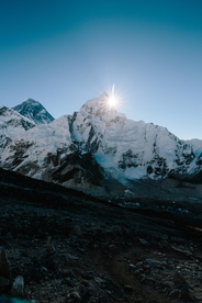 喜马拉雅山风景图片