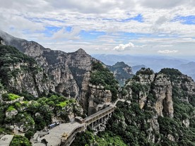 白石山栈道