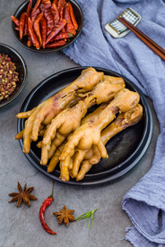 鸡爪摆盘食材美食背景素材