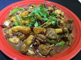 乡村大盘鸡  特色大盘鸡