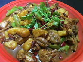 乡村大盘鸡  特色大盘鸡