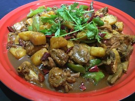 乡村大盘鸡  特色大盘鸡