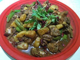乡村大盘鸡  特色大盘鸡