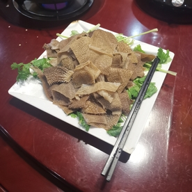 火锅店 刷毛肚 牛肚