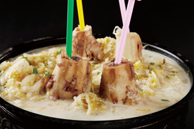 酸菜炖棒骨