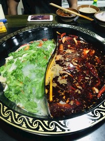传统鸳鸯火锅 老洞子