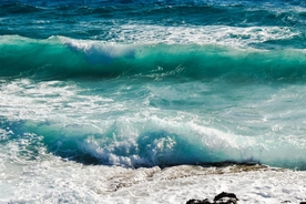 汹涌的大海