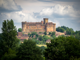 中世纪田园风景图