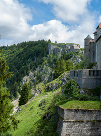 中世纪田园风景图