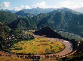 云龙太极图秋天美景