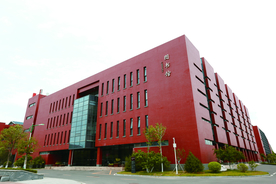 校园图片 校园风光 校园操场