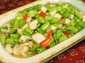 蚕豆米炒鸡丁