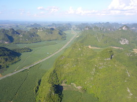 高速 山川