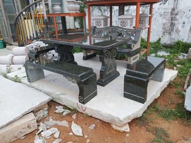石桌椅